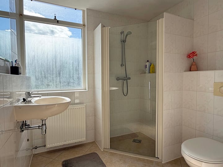 Foto 5 van E E G laan 15