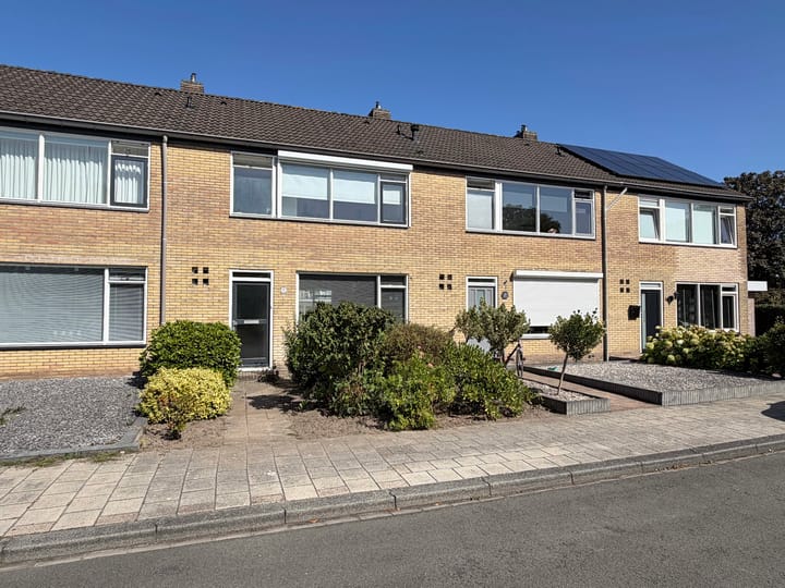 Tussenwoning te koop: E E G laan 15, Coevorden