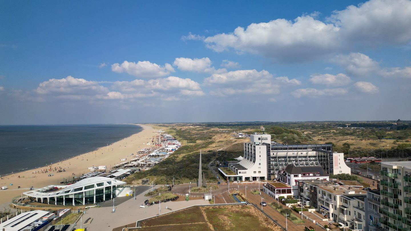 Foto 40 van Zeekant 103-D