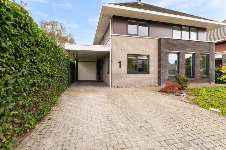 Woning te koop: 28 Oktoberstraat 1, Wouw