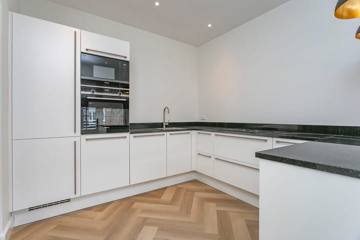 Appartement te koop: Goudsbloemlaan 43, 'S-Gravenhage