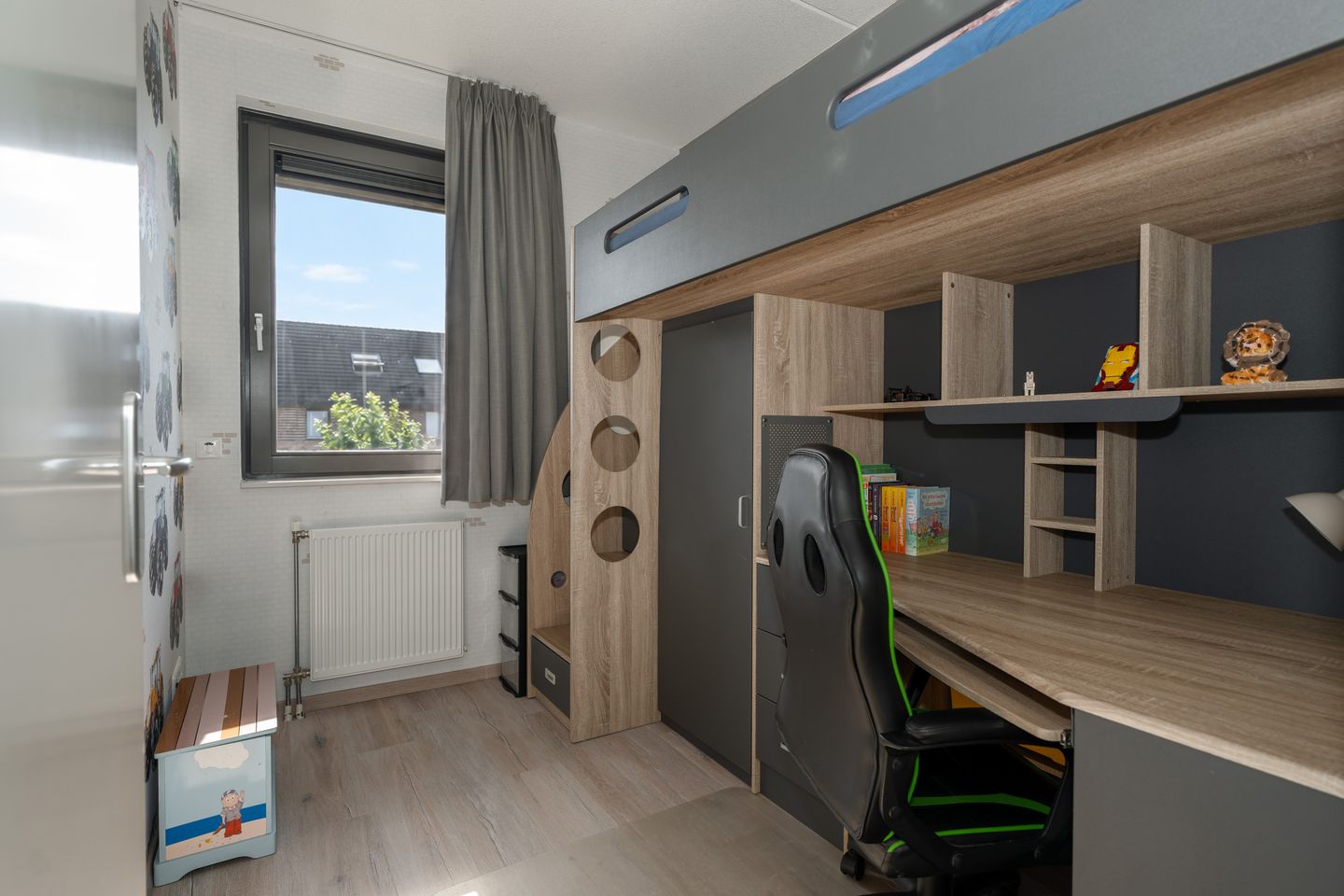 Photo 19 of Glazenmaker 108
