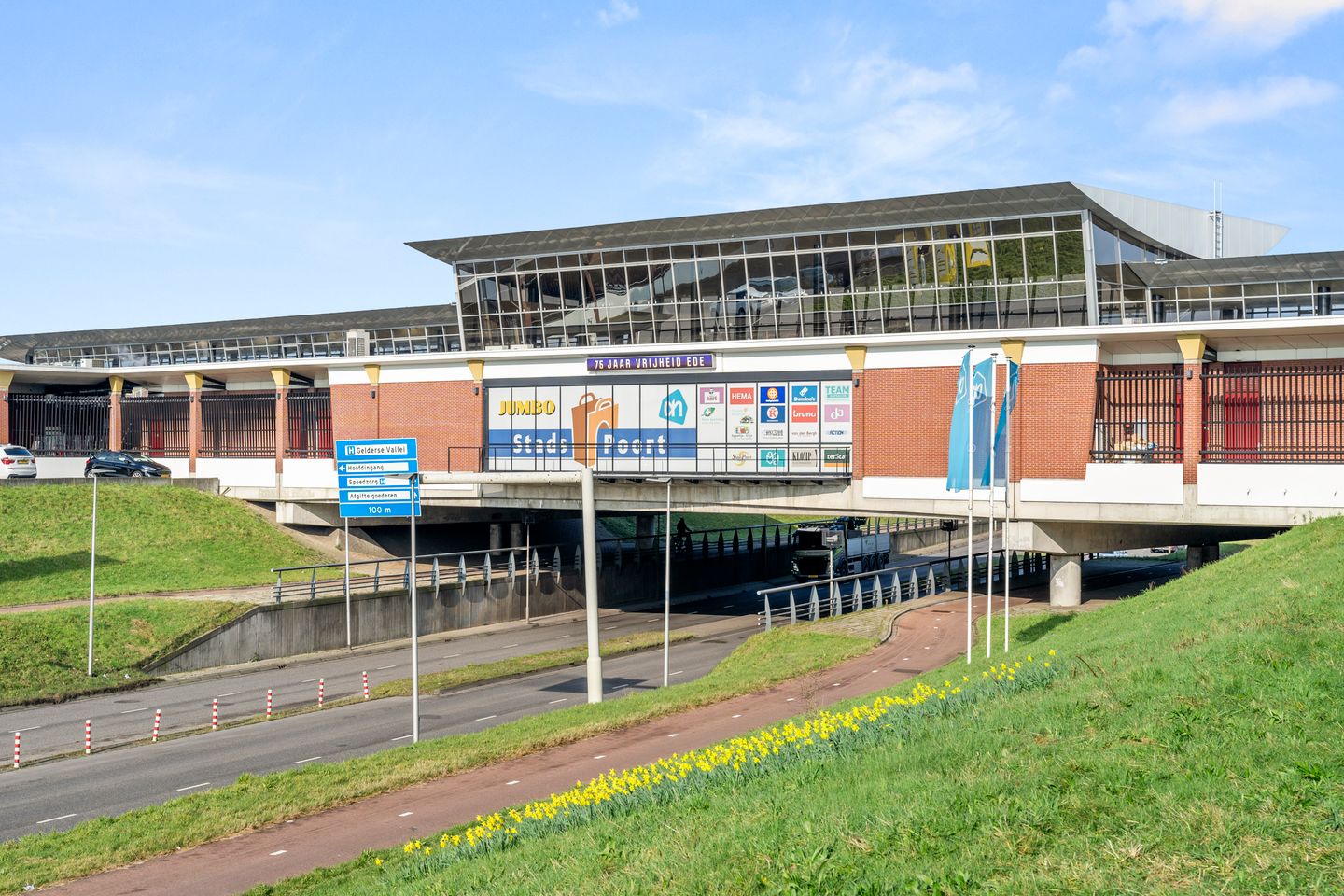 View photo 5 of Willy Brandtlaan 81