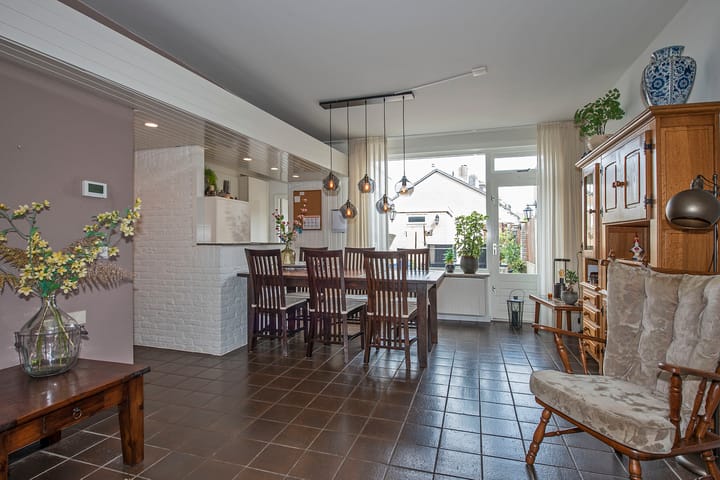 Tussenwoning te koop: Reviusstraat 83, Hengelo