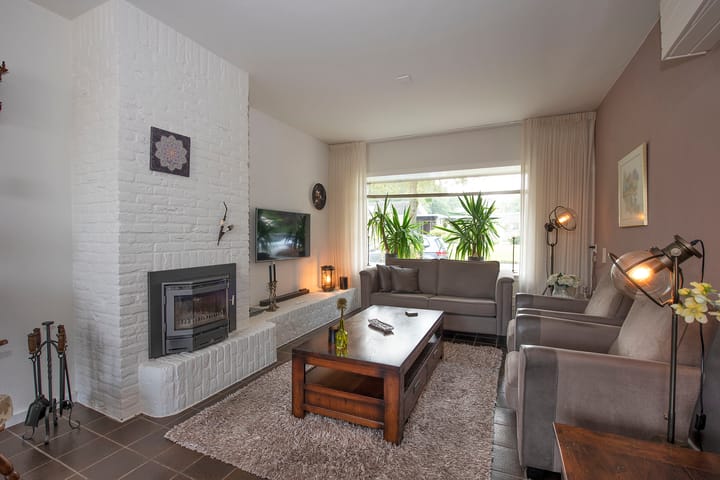 Tussenwoning te koop: Reviusstraat 83, Hengelo