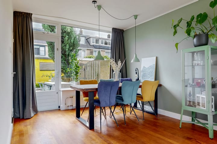 Hoekwoning te koop: Dr. Ariënslaan 16, De Meern