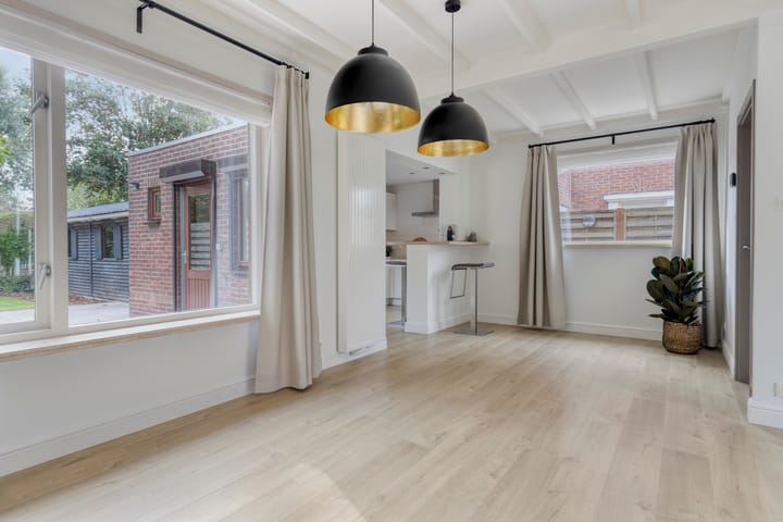 Twee-onder-één-kap te koop: Plataanstraat 15, Sas Van Gent