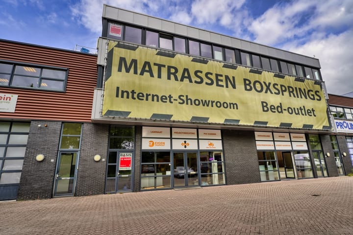 Hoge Rijndijk 255, Zoeterwoude