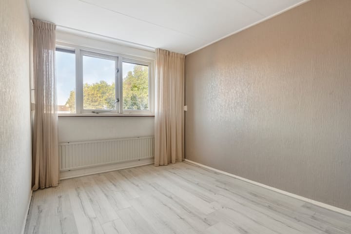 Tussenwoning te koop: Bachstraat 22, Axel