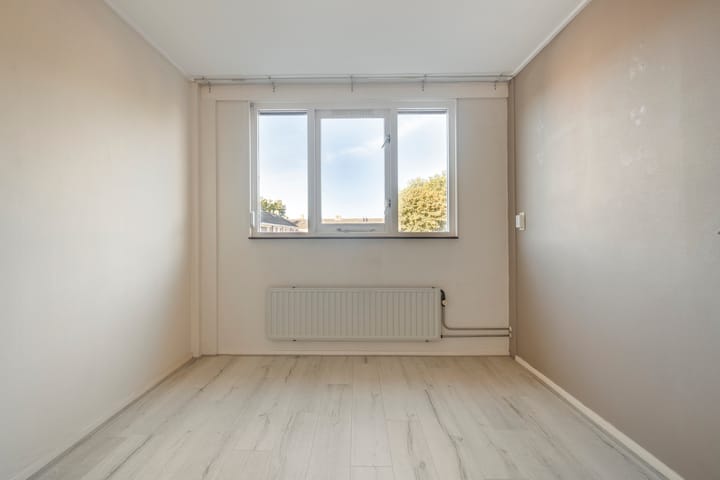 Tussenwoning te koop: Bachstraat 22, Axel