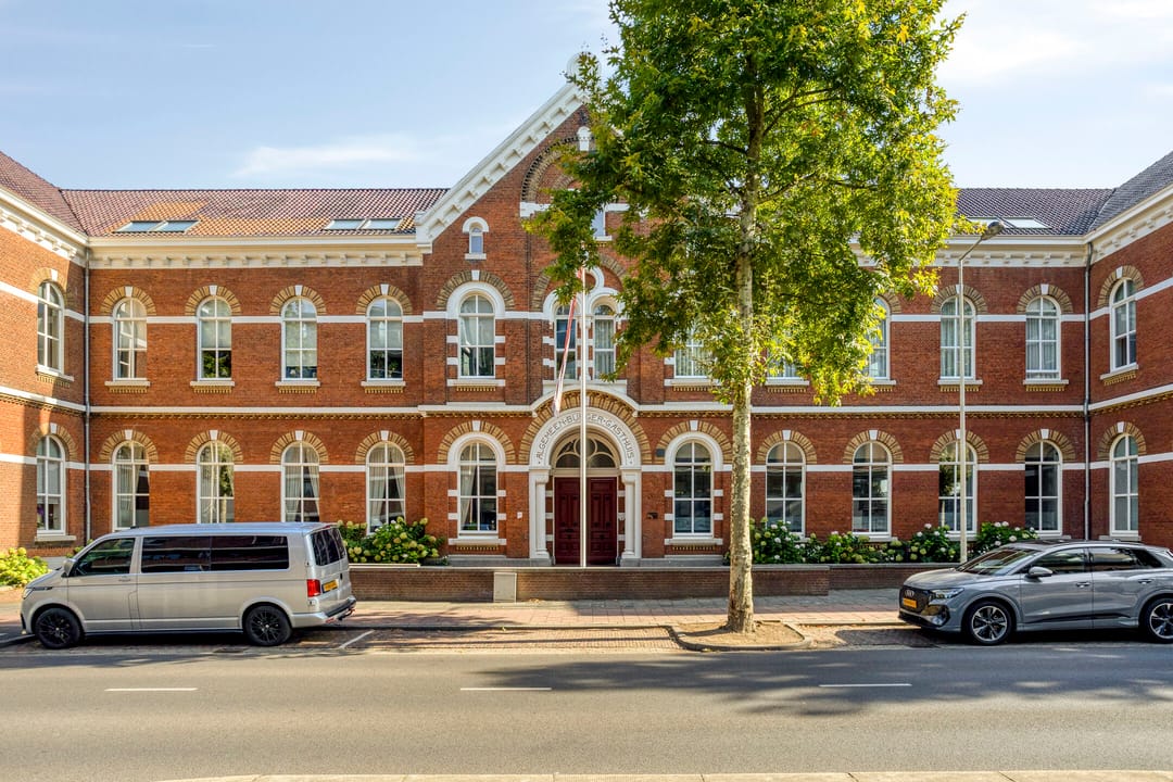Photo 1 of Van Dedemstraat 11-B