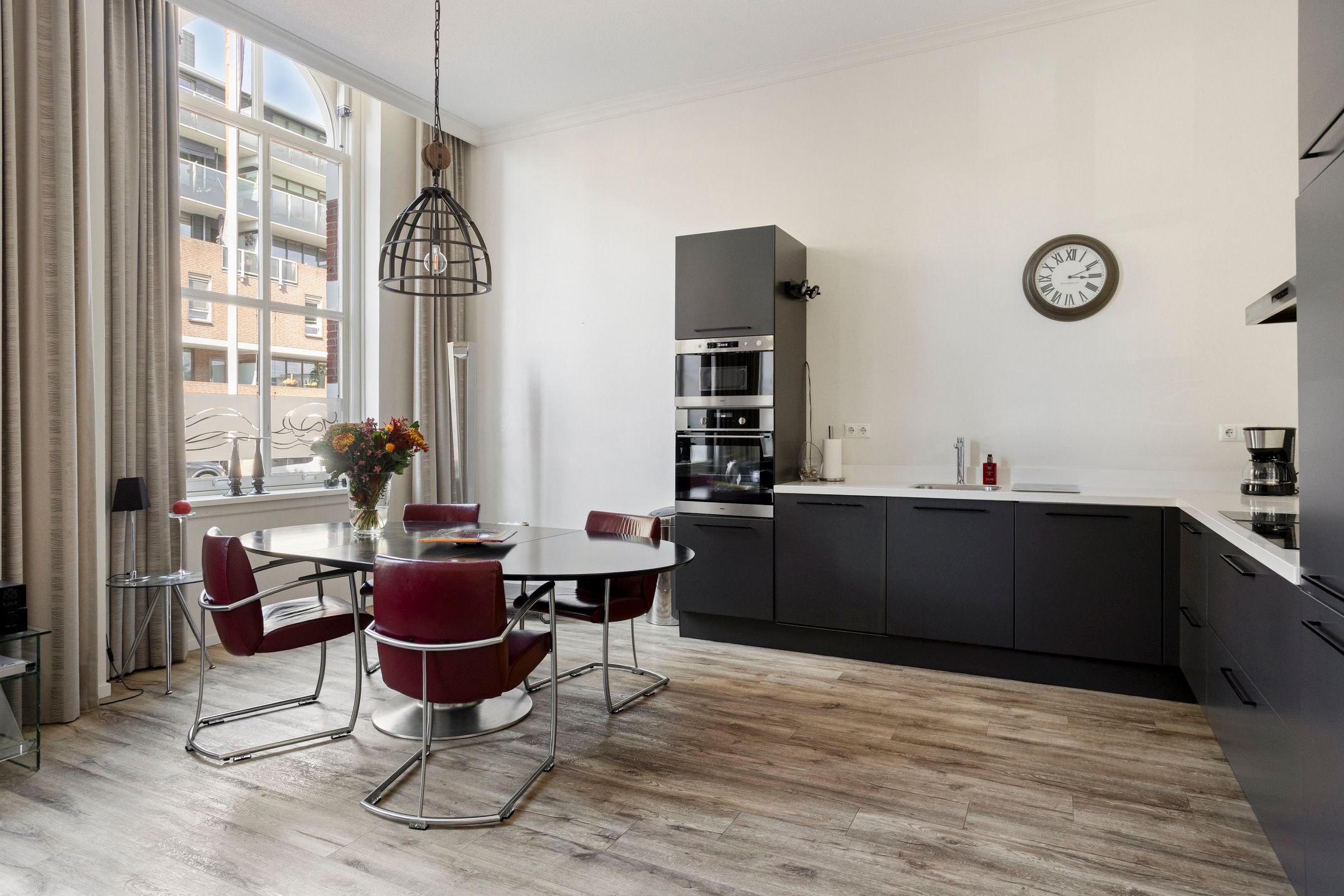 Photo 3 of Van Dedemstraat 11-B