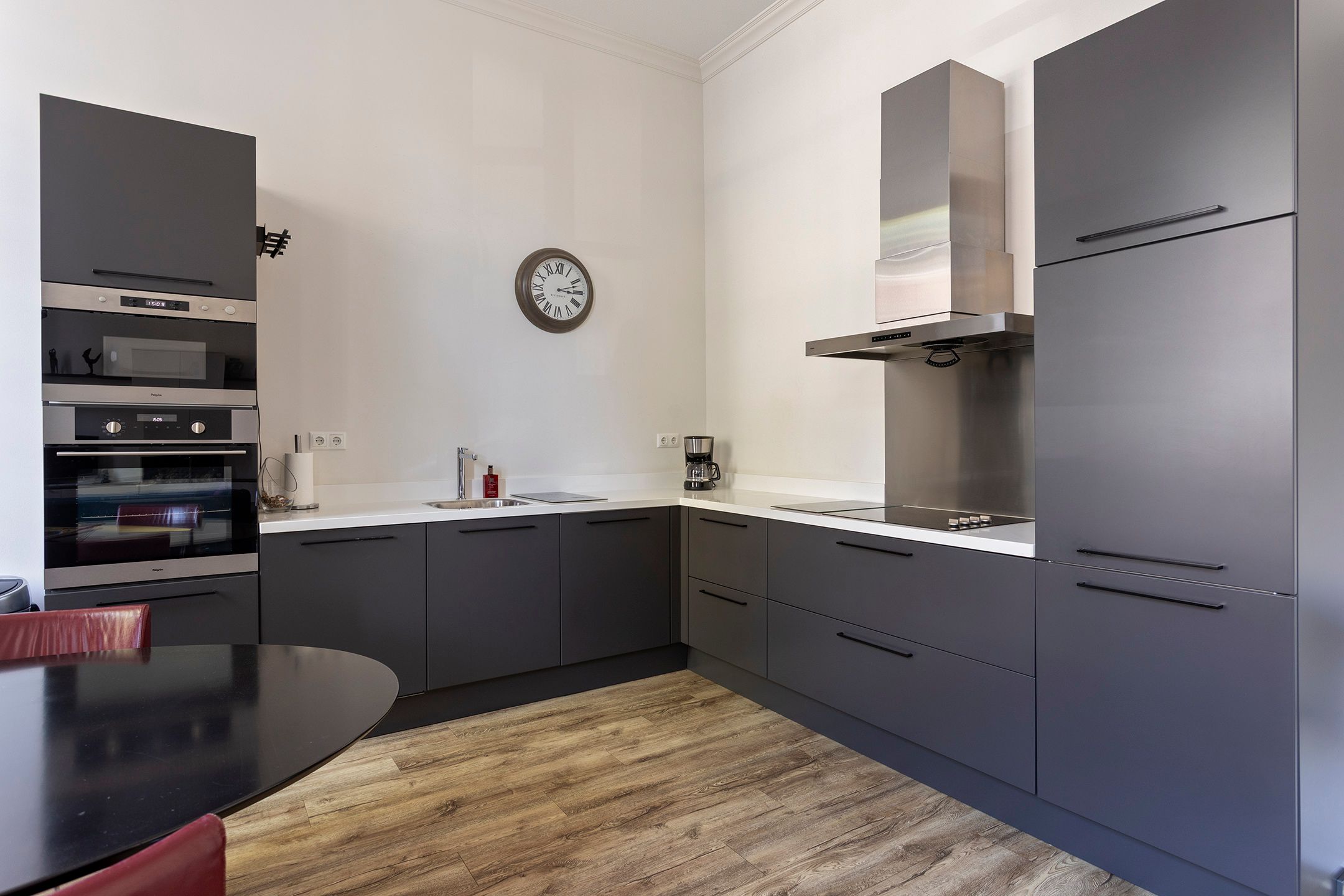 Photo 21 of Van Dedemstraat 11-B