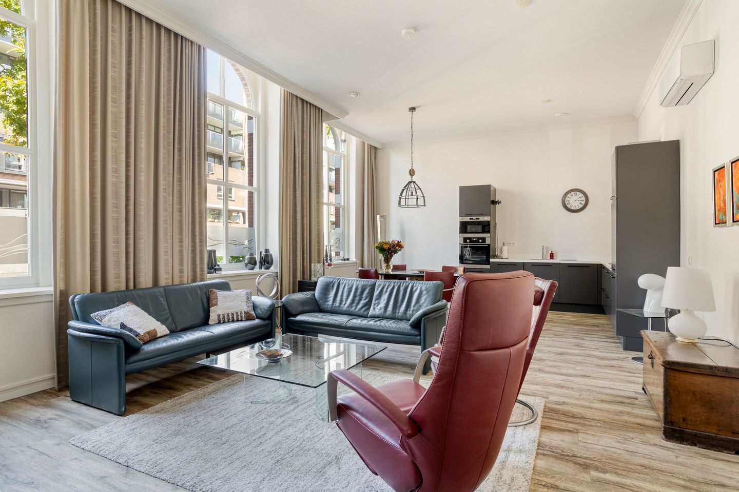 Photo 19 of Van Dedemstraat 11-B