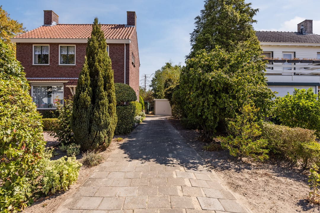 Photo 16 of Pastoor van Breugelstraat 75-A