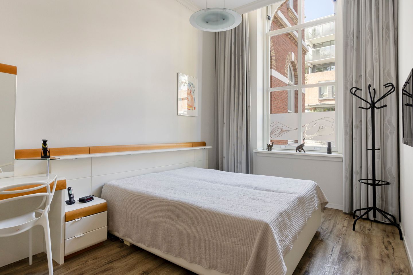 Photo 25 of Van Dedemstraat 11-B