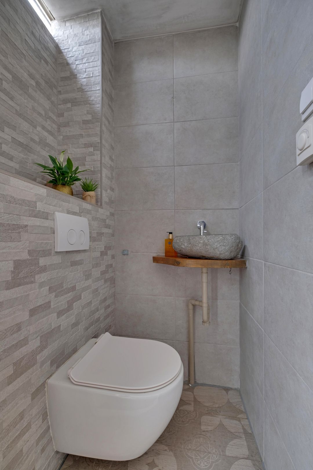 Photo 8 of Weverstraat 153
