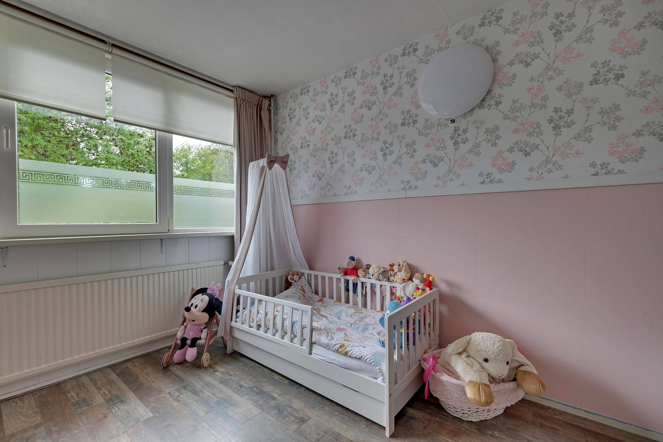 Photo 21 of Weverstraat 153