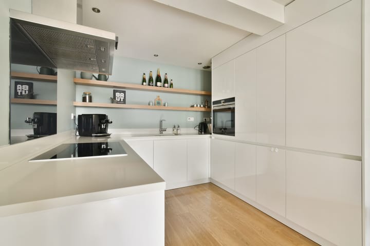 Appartement te koop: Borneolaan 214, Amsterdam