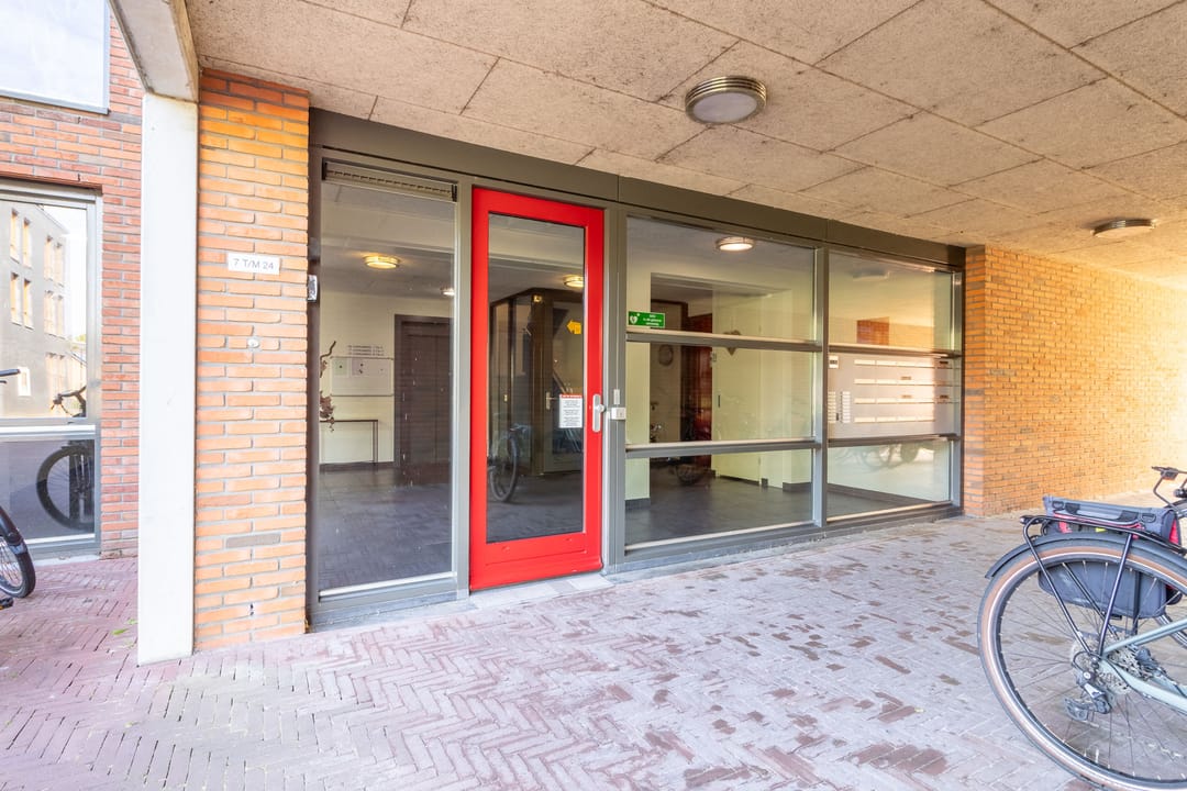 Photo 37 of De Meent 18