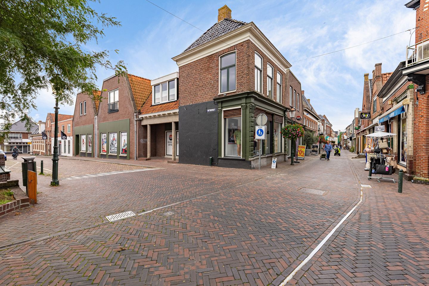 Foto 1 van Sint Annastraat 3