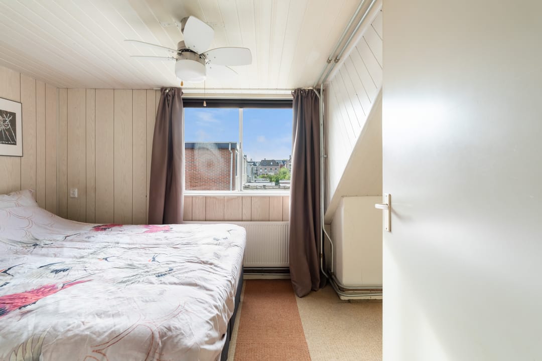 Photo 31 of J.W.C. Bloemstraat 45