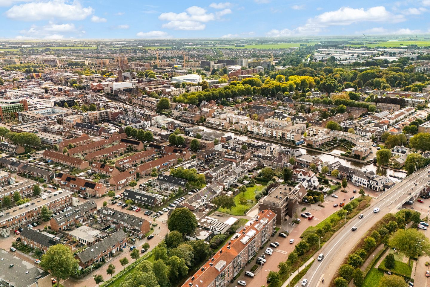 Photo 5 of J.W.C. Bloemstraat 45