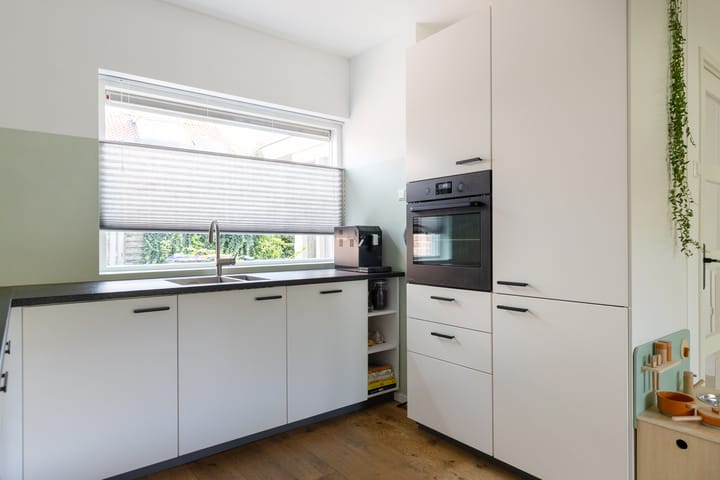 Tussenwoning te koop: Meyenhagen 27, Bilthoven