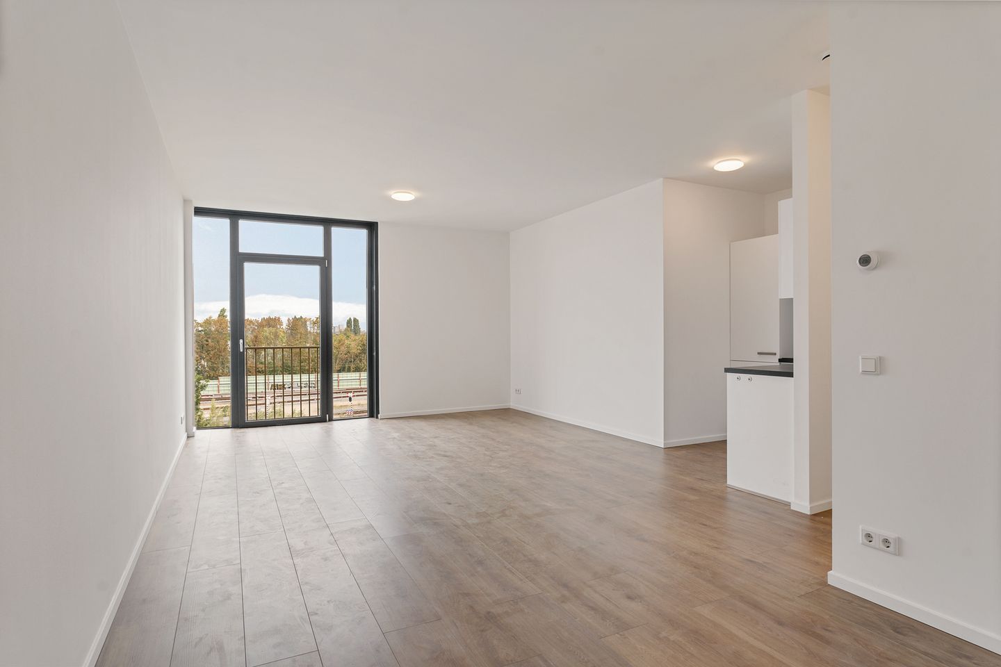 Photo 14 of Fascinatio Boulevard 890-R
