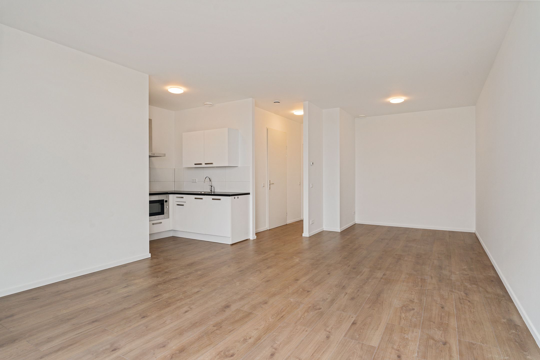 Photo 3 of Fascinatio Boulevard 890-R
