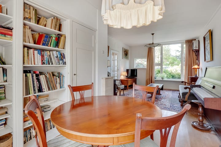 Tussenwoning te koop: Jachthoornlaan 24, Bilthoven