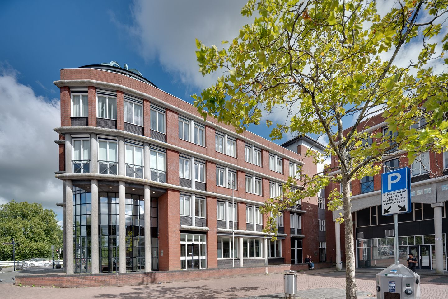 Bekijk foto 5 van Sint Antoniusplein 1-5