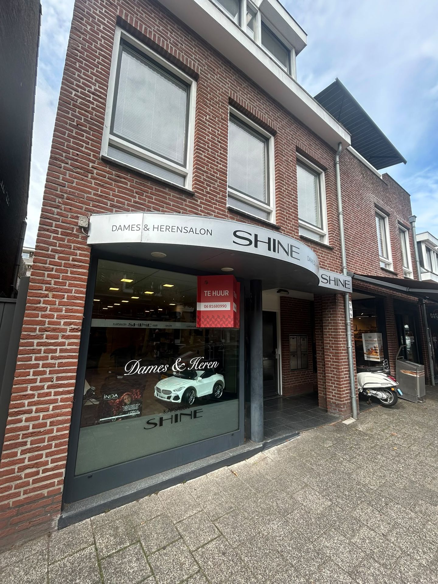Bekijk foto 2 van Raadhuisstraat 77