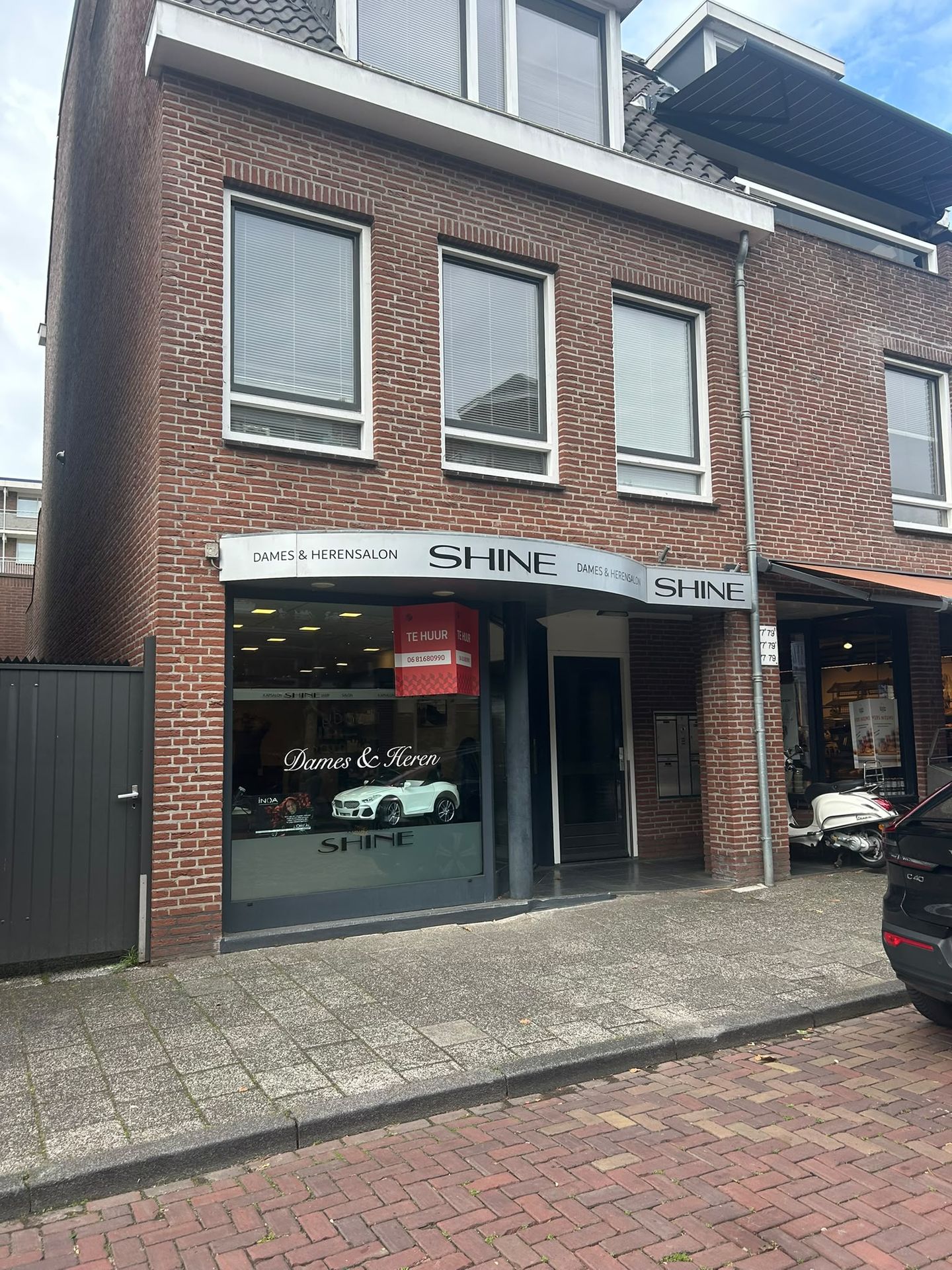 Bekijk foto 1 van Raadhuisstraat 77