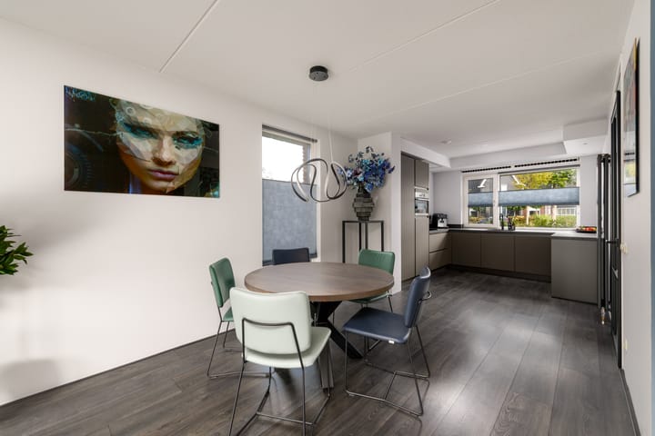 Hoekwoning te koop: Annie Zernikeweg 6, Heerenveen