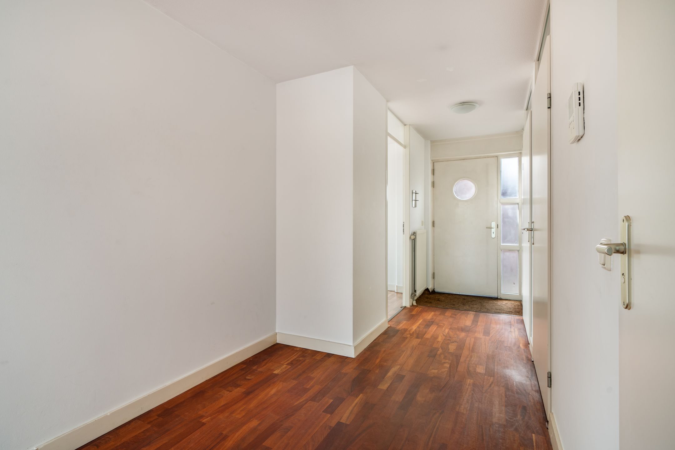 Photo 9 of Zenderstraat 184