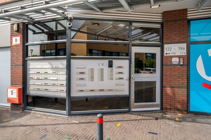 Appartement te koop: Zenderstraat 184, Hilversum