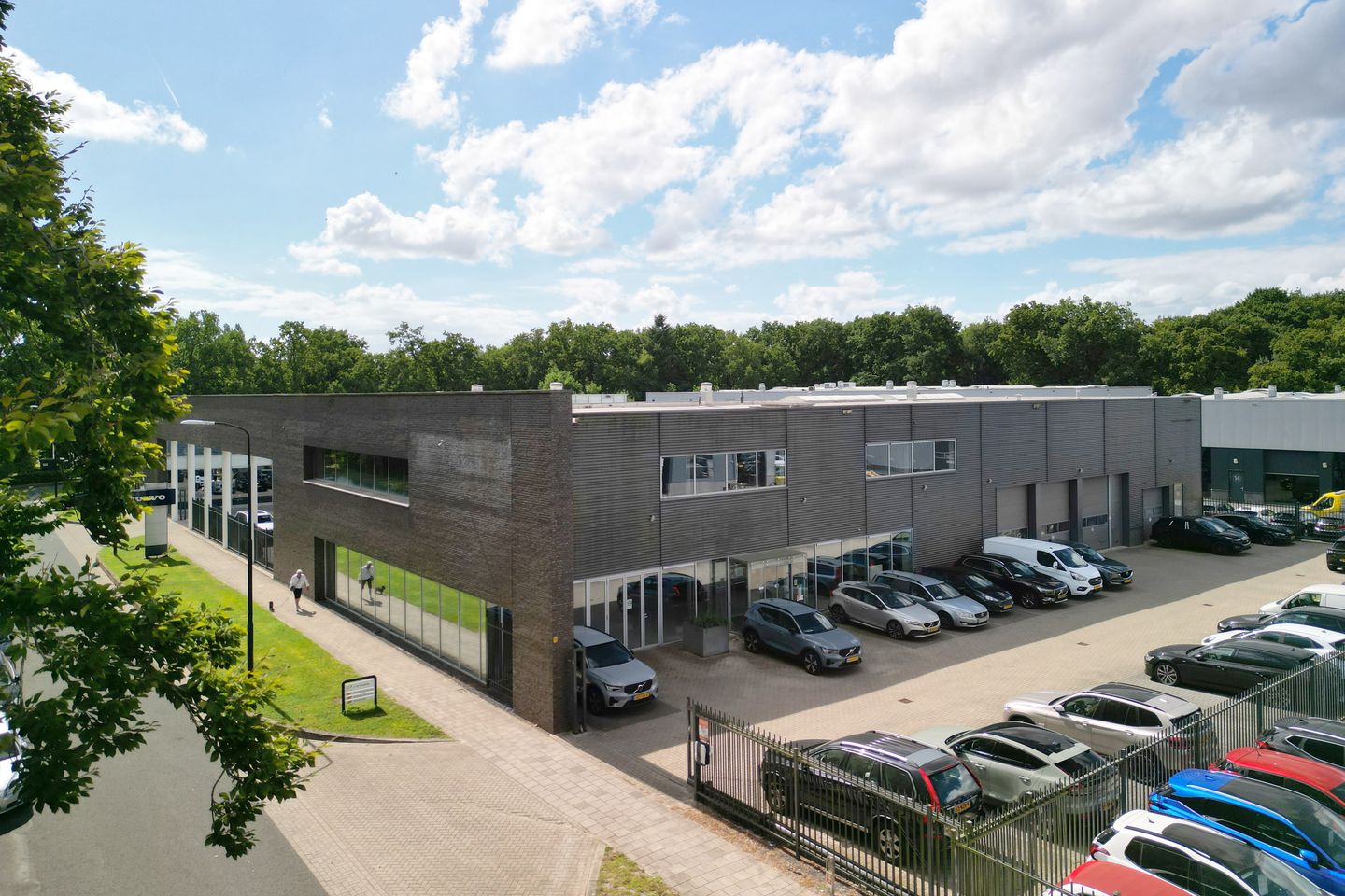 View photo 3 of C. de Haasweg 88