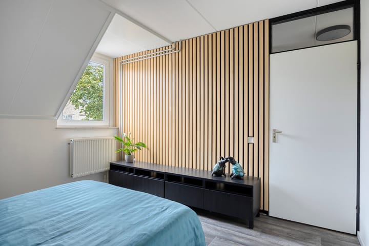 Twee-onder-één-kap te koop: Houtgracht 10, Hooge Mierde