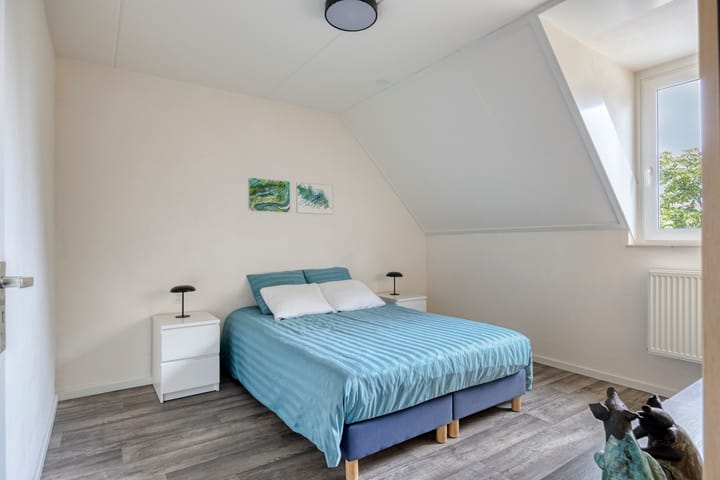 Twee-onder-één-kap te koop: Houtgracht 10, Hooge Mierde