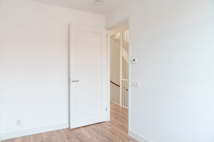 Hoekwoning te huur: Burgemeester Smitsstraat 5, Utrecht