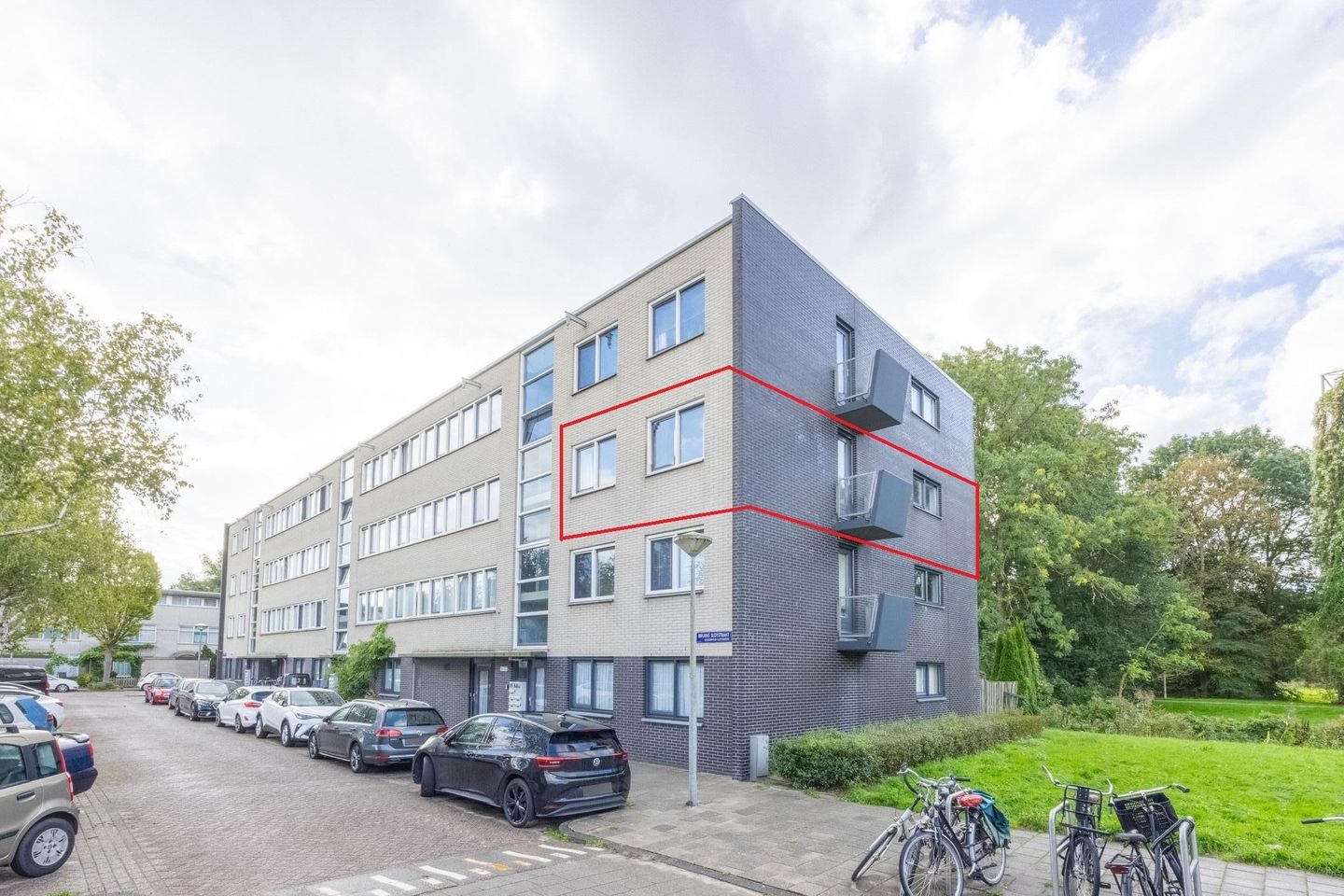 Foto 1 van Bruins Slotstraat 20