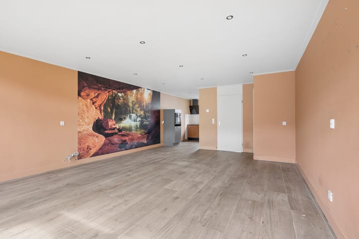 Tussenwoning te koop: Wethouder Rebellaan 73, Barneveld