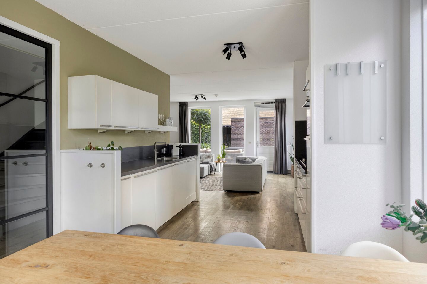 Photo 10 of Stavorenstraat 61