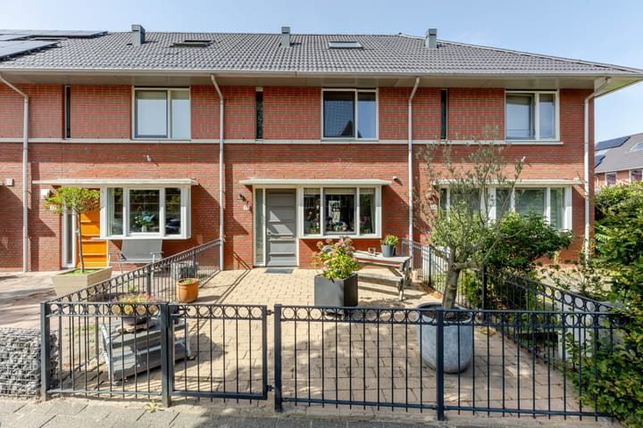 Tussenwoning te koop: Francis Picabiastraat 55, Rotterdam