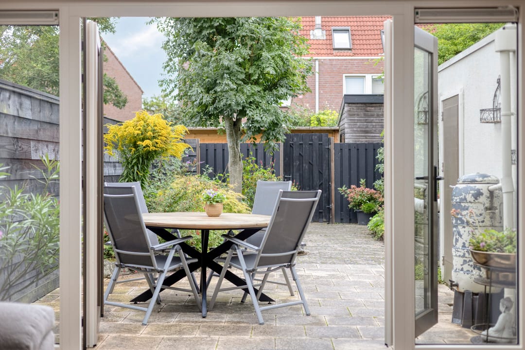 Photo 17 of Sjeesstraat 14