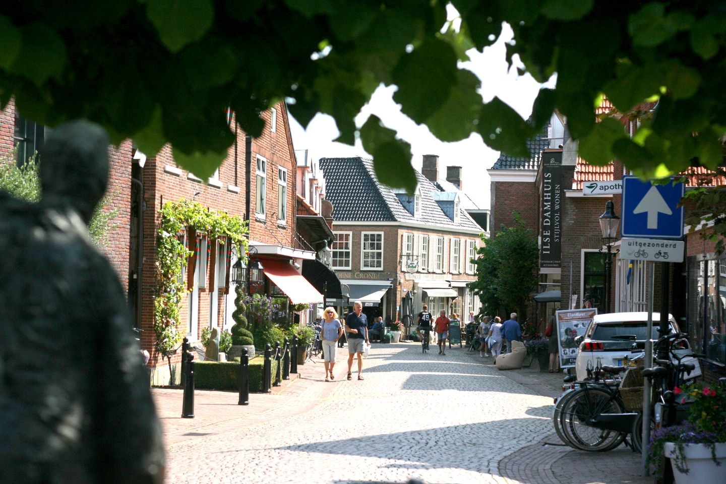 View photo 3 of Marktstraat 2