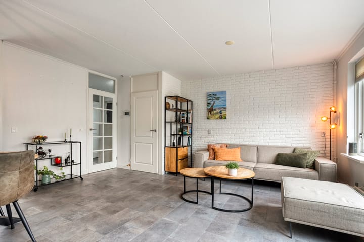 Tussenwoning te koop: Hogestuk 75, Meppel