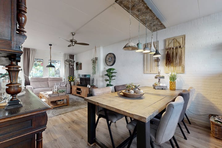 Tussenwoning te koop: Prins Willemstraat 17, Klundert