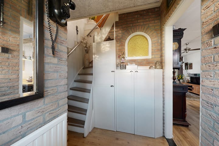 Tussenwoning te koop: Prins Willemstraat 17, Klundert